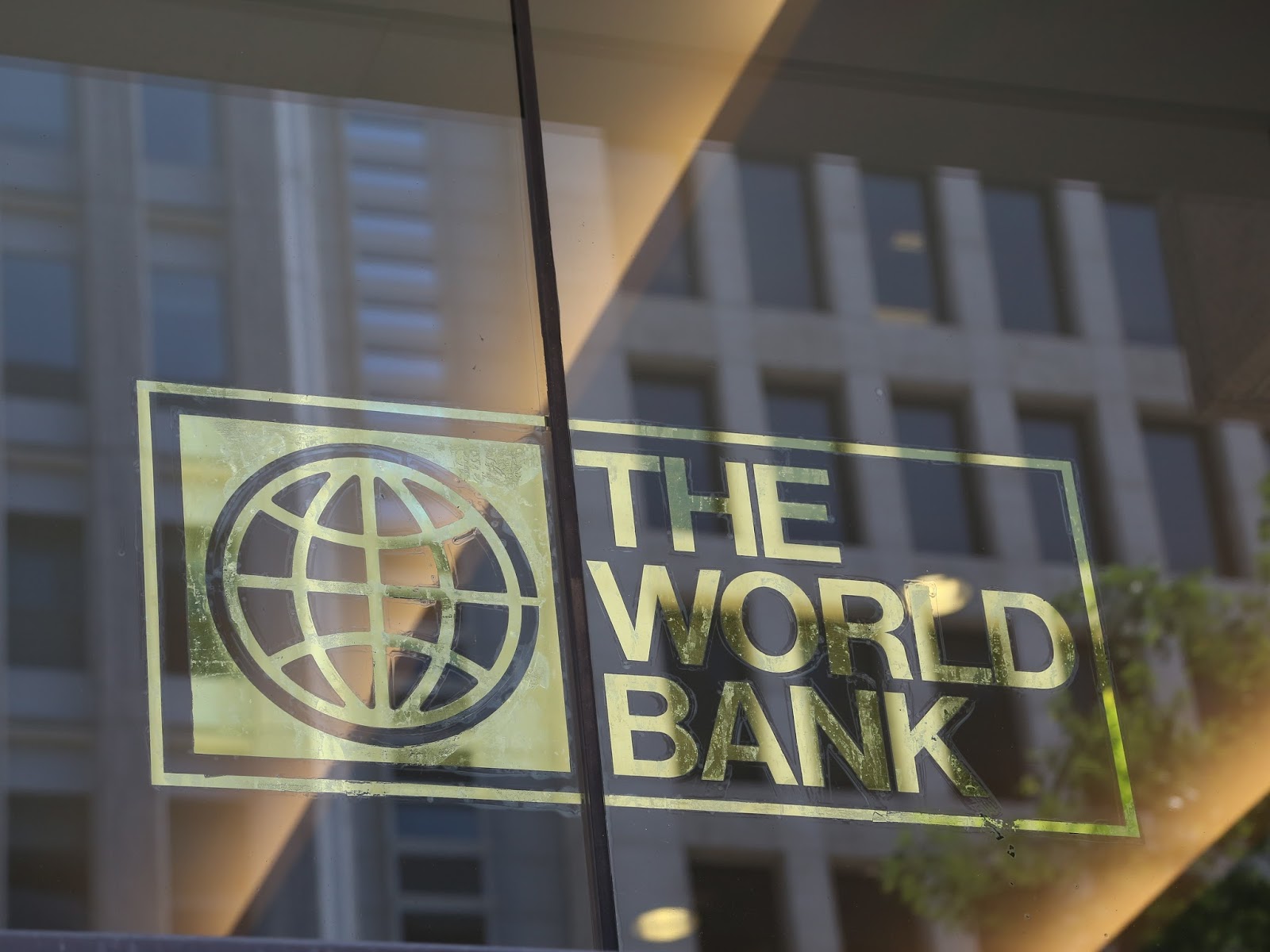 Dünya Bankı: "Fələstinin maliyyə çöküşü riski artıb"