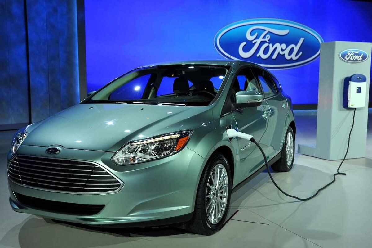 "Ford"un elektrikli avtomobil satışı 61% artıb