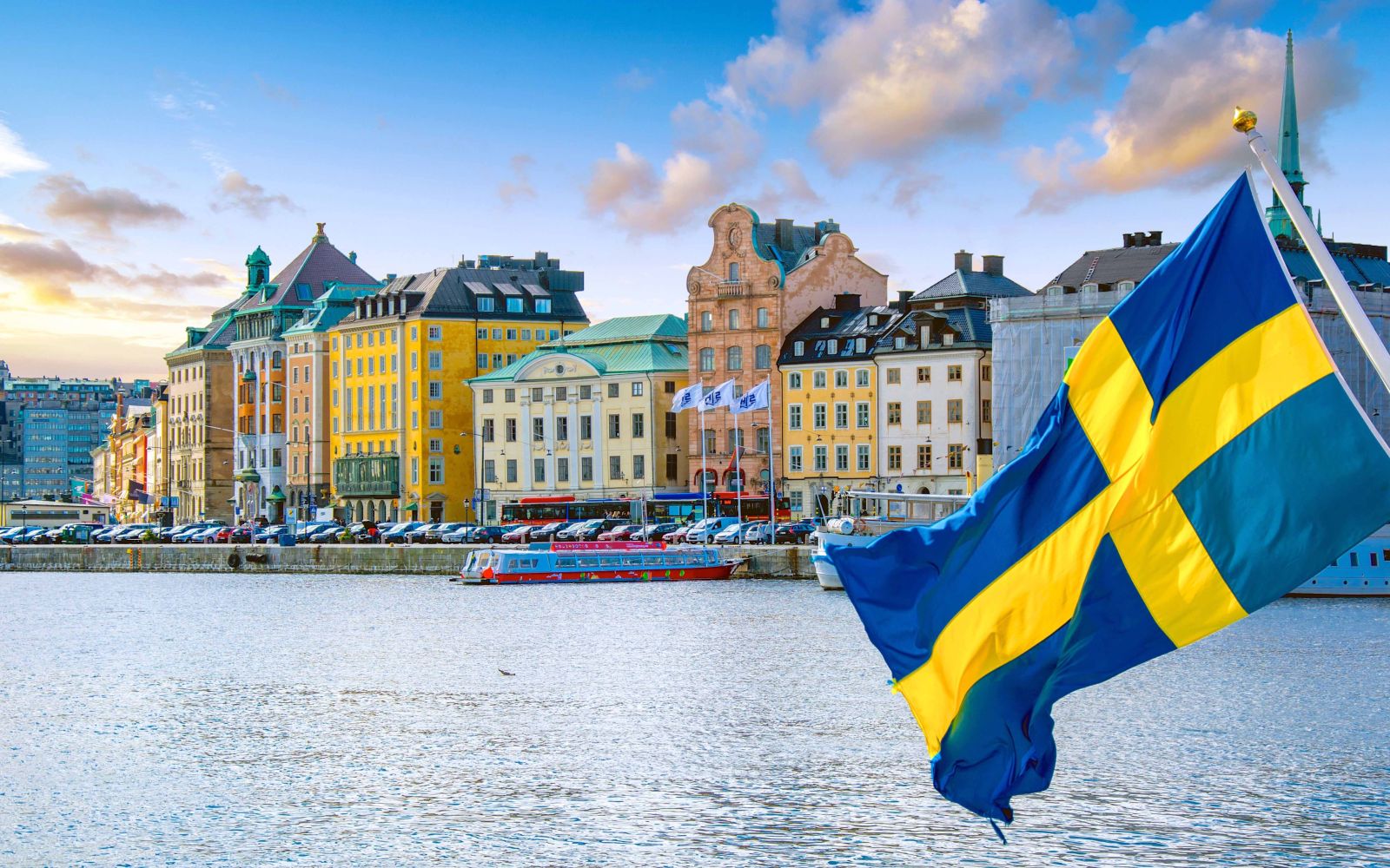 İsveç iqtisadiyyat ardıcıl 3 rüb kiçildi