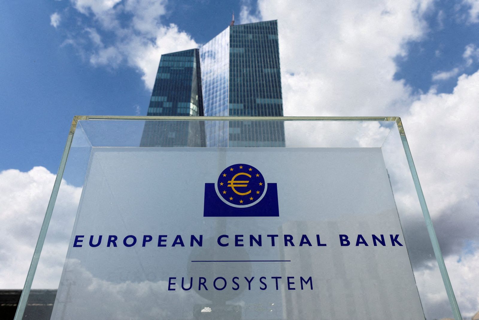 Avropa Mərkəzi Bankı faiz dərəcəsini dəyişmədi