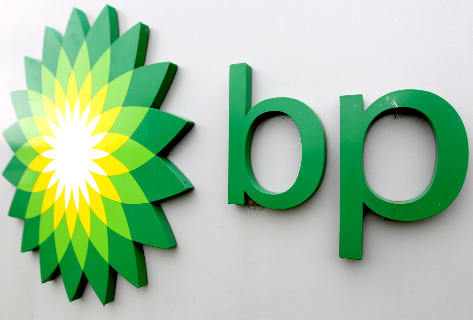 BP-nin mənfəəti 45% azaldı - HESABAT