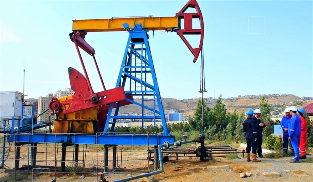 Azərbaycanın neft ixracından gəliri 64% azaldı