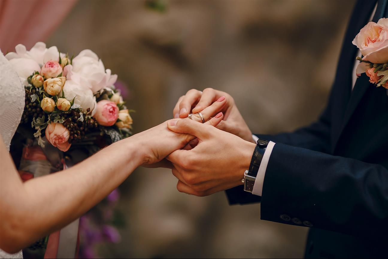 Azərbaycanda nikah yaşının 1 il azaldılmasına yol verilən hal aradan qaldırılır