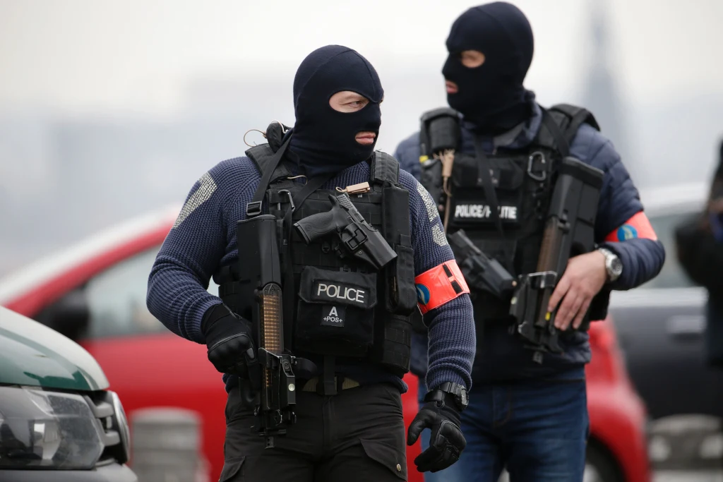 Belçikada terror aktı hazırlamaqda şübhəli bilinən 3 nəfər həbs edilib