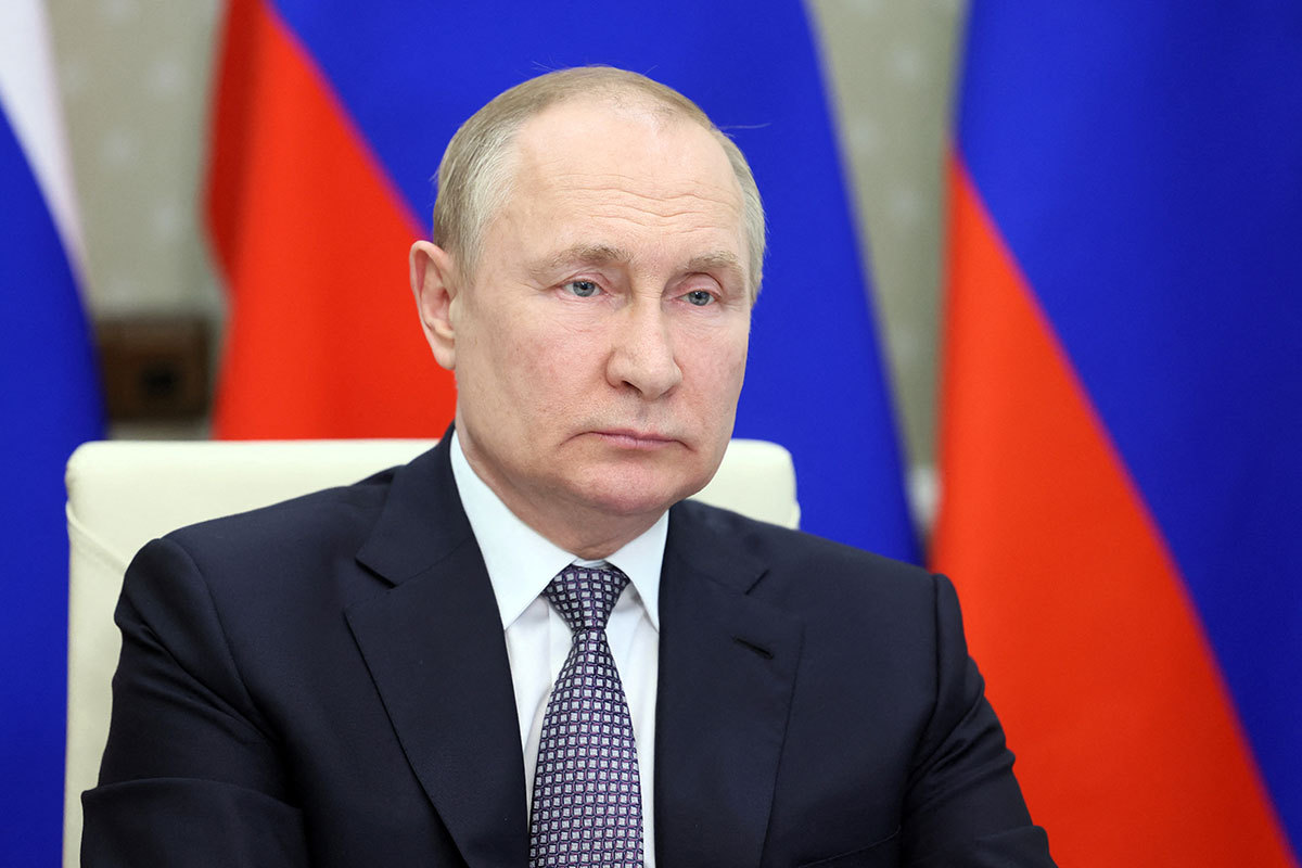 Putin rəsmi olaraq beşinci dəfə Rusiya prezidenti vəzifəsinin icrasına başlayıb
