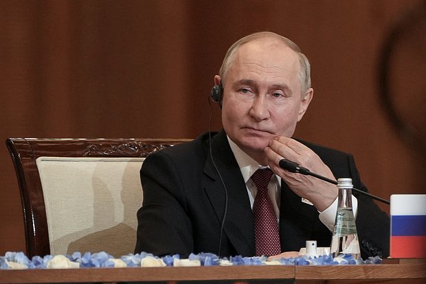 Astanada ŞƏT sammiti çərçivəsində Putin və Moxber arasında danışıqlar başlayıb
