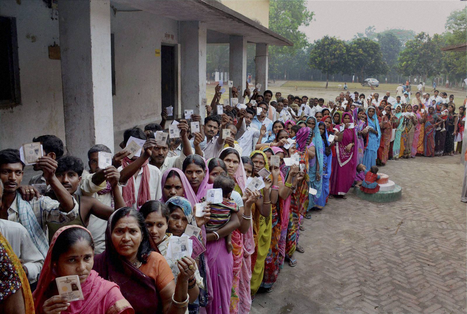 Hindistanda seçkilərdə rekord sayda insan səs verib