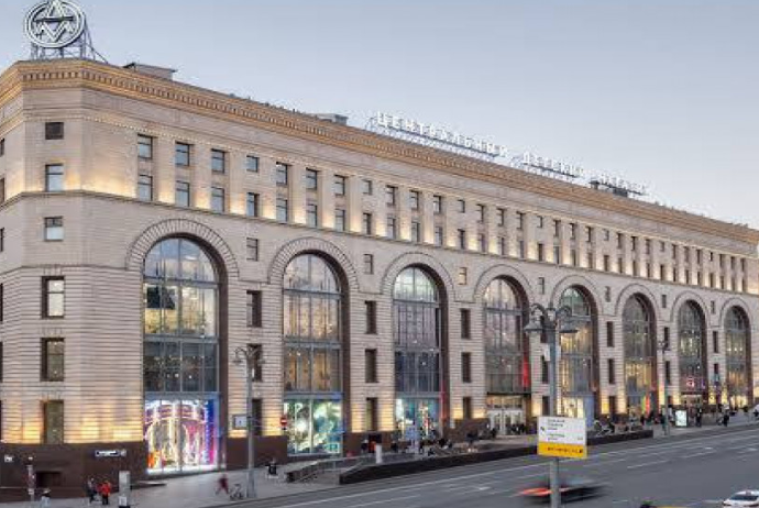 Azərbaycanlı iş adamı Moskvadakı məşhur ticarət mərkəzini satın alıb