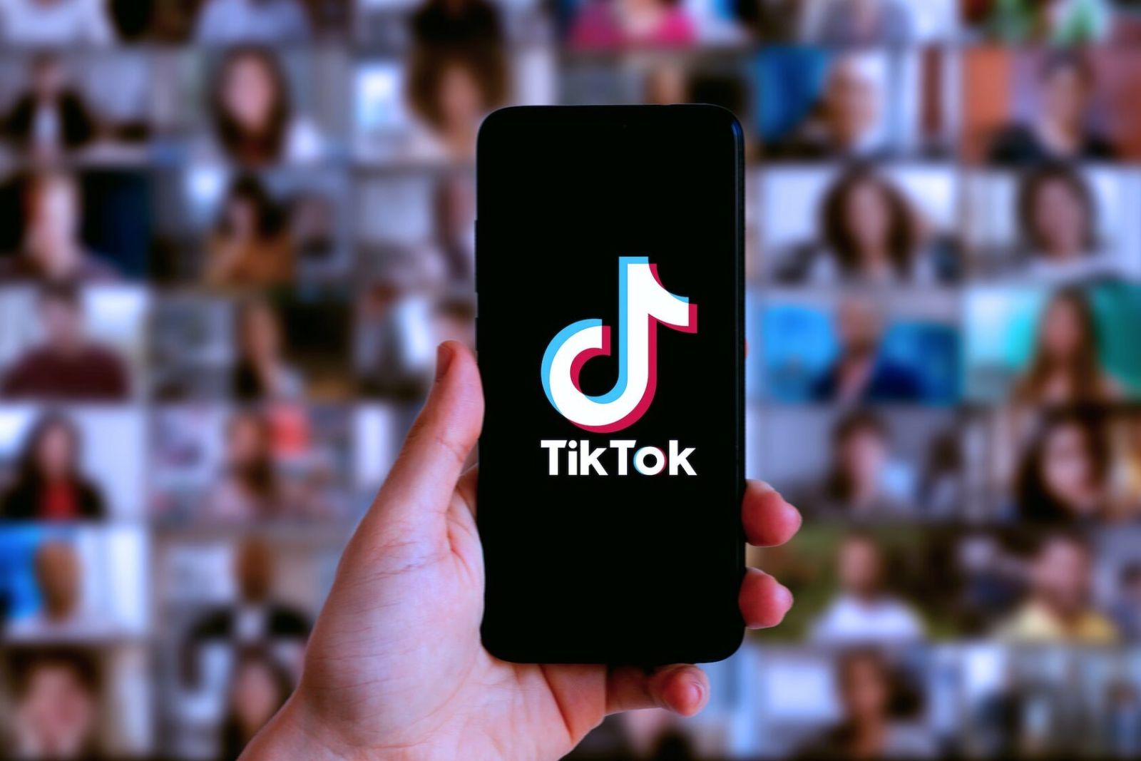 Ən çox izlənilən "TikTok" hesabları – TOP 10