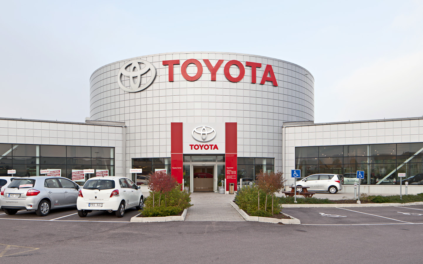 "Toyota" aprel ayında avtomobil satışlarını 4,5% azaldıb