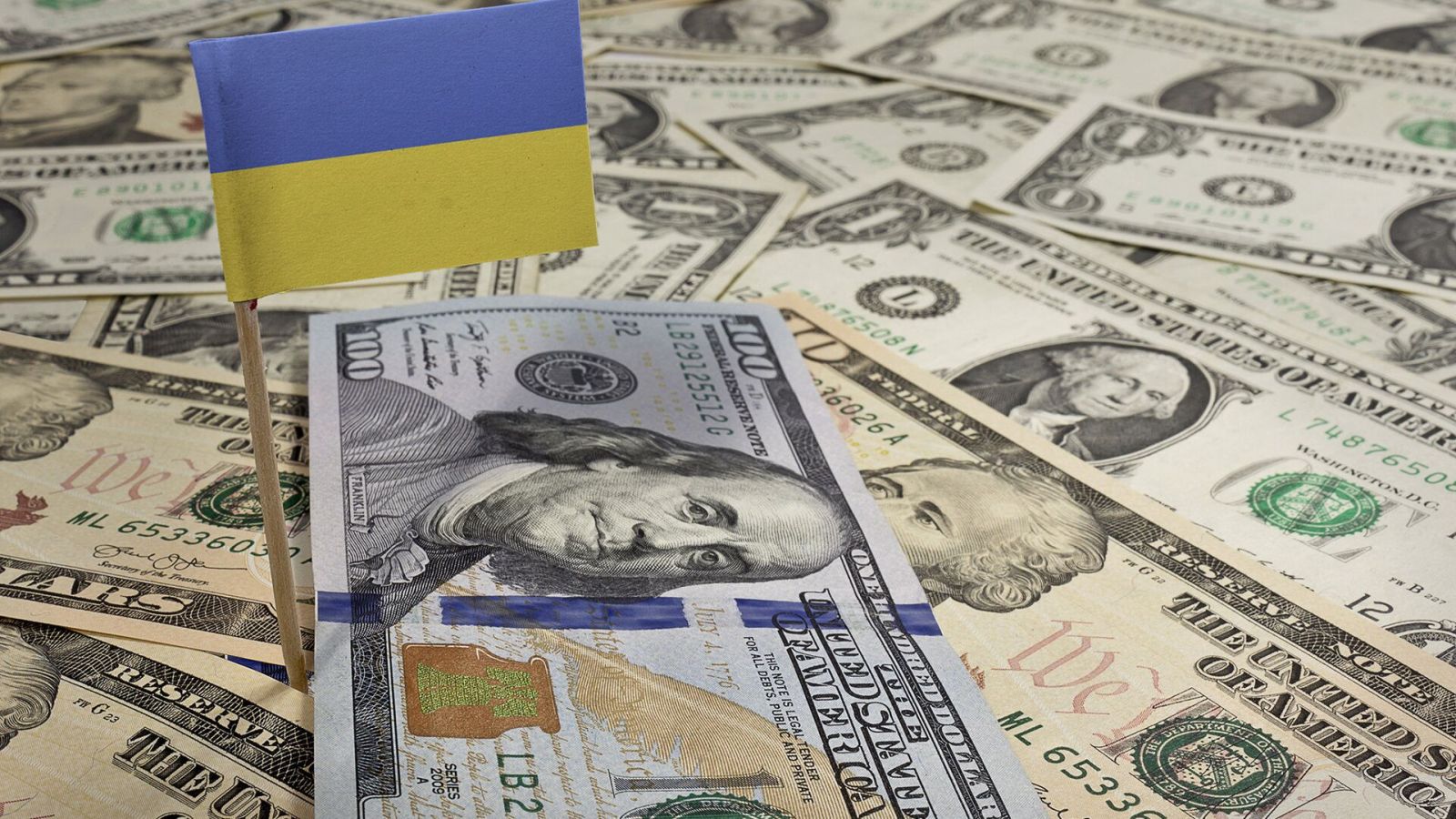 Ukraynanın büdcə kəsiri rekord səviyyəyə çatdı