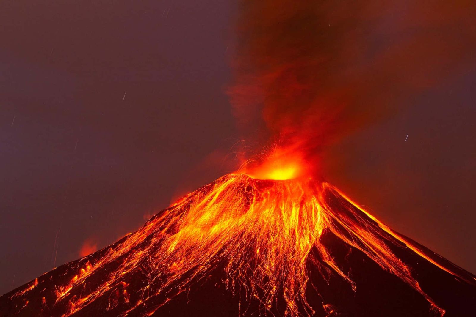 İndoneziyada vulkan püskürdü – insanlar təxliyə olundu