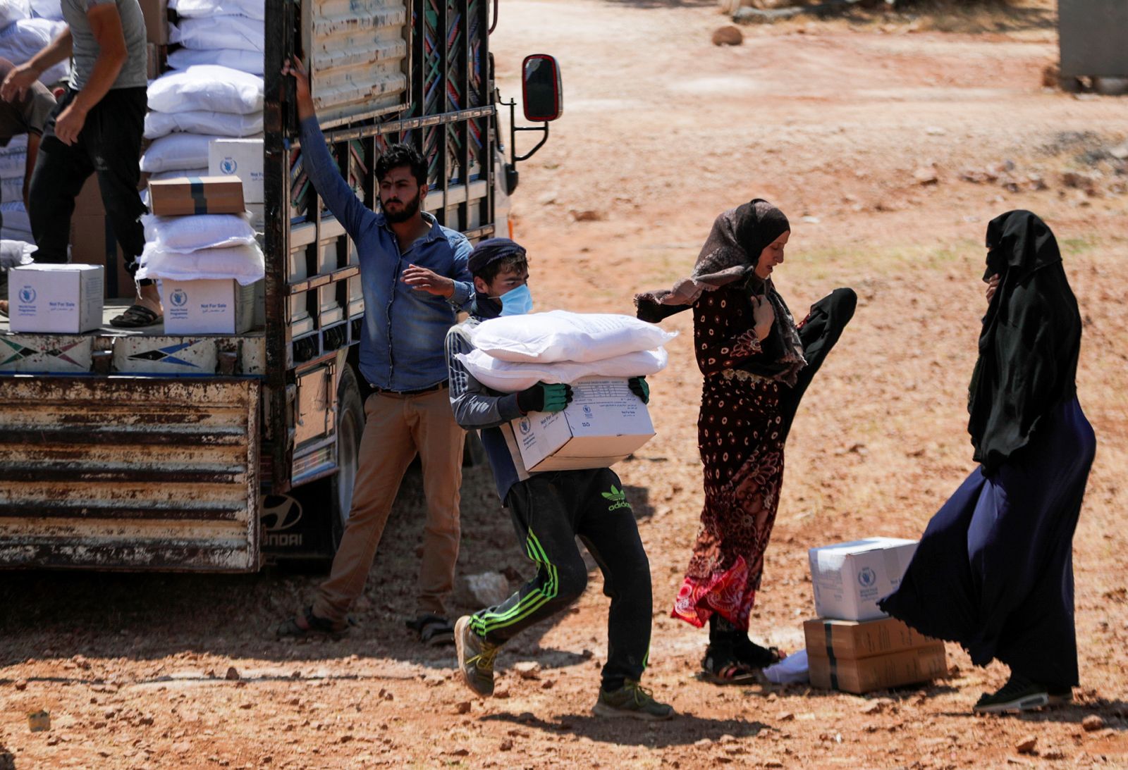ABŞ Qəzzaya 560 tondan çox humanitar yardım çatdırıb