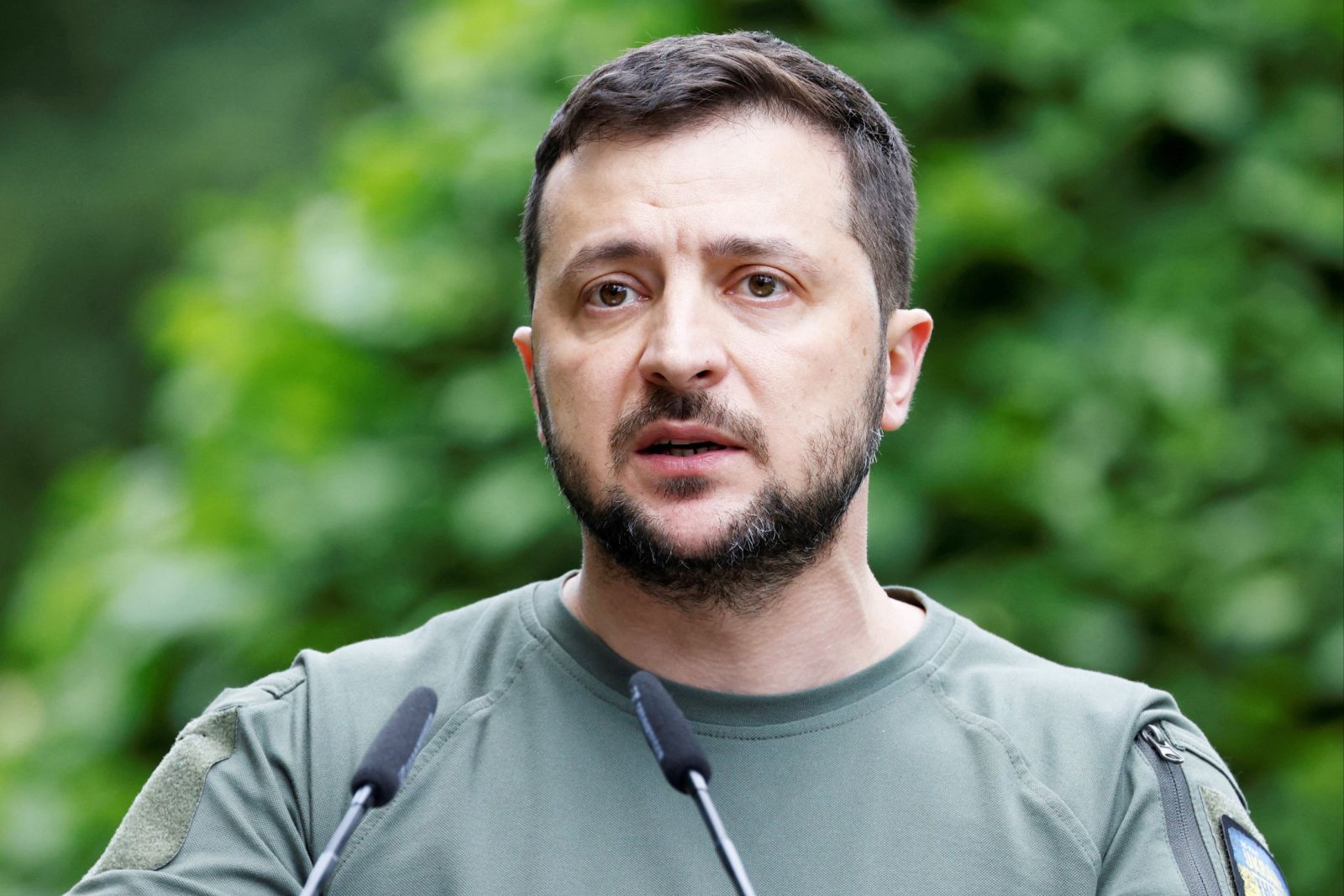 Zelenski: "Kiyev ağır itkilər səbəbindən münaqişənin uzanmasını istəmir"